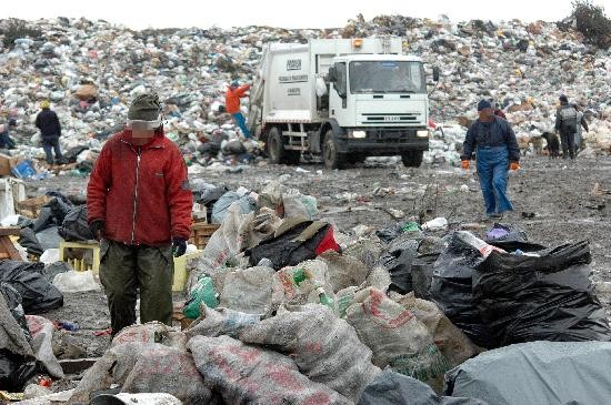 Para Nacin, el traslado del basurero es prioridad uno. Buscarn ms precisiones en los prximos das en Buenos Aires. 