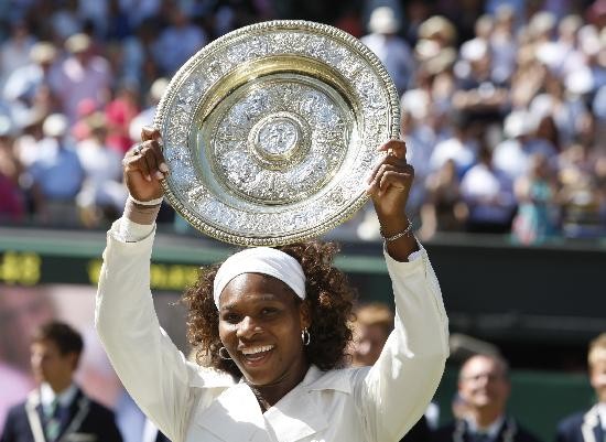 Serena se tom revancha de Venus. Despus ganaron el dobles en Wimbledon. 
