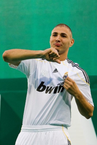 Benzema es la cuarta cara nueva del Real Madrid. 
