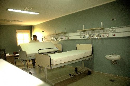 Los recursos para poder empezar a utilizar estas nuevas camas son del mismo hospital. Esperan los respiradores. 
