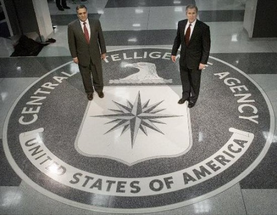 La controversia se da por la falta de informacin de la CIA al Congreso. 