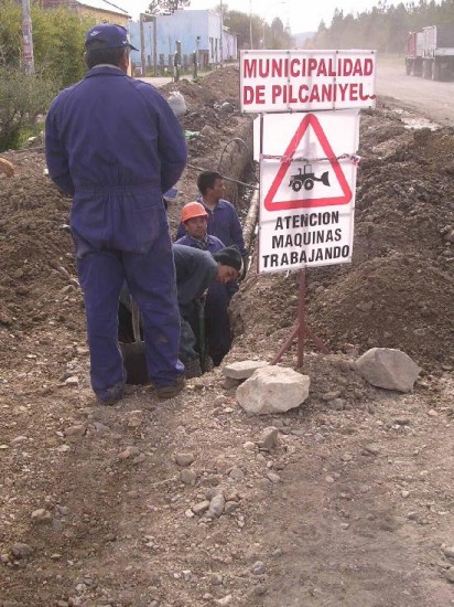 Los vecinos de Pilcaniyeu tendrn en poco tiempo ms una nueva red de agua potable. 
