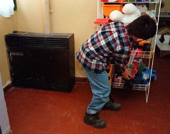 La fatalidad suele ser ajena a este tipo de muertes, que son evitables con una debida revisin de los artefactos a gas o combustibles. 