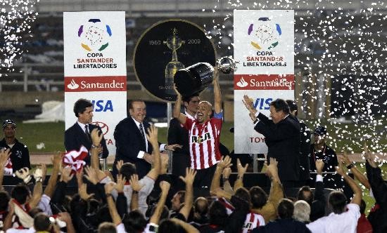 Juan Sebastin Vern volvi en 2006 y gan el Apertura de ese ao y la ltima edicin de la Libertadores. 