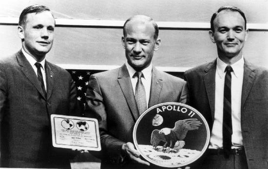 Neil Armstrong, Buzz Aldrin y Mike Collins son las caras visibles de una conquista histrica que Estados Unidos quiere repetir. 