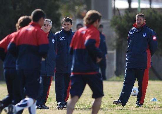 De a poco Simeone empieza a tener el equipo. 