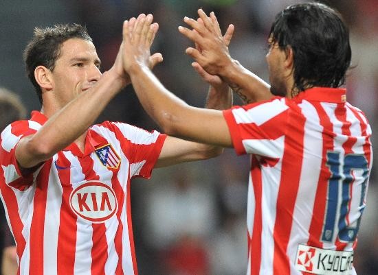 Maxi Rodrguez y Kun Agero marcaron para el Aleti. 