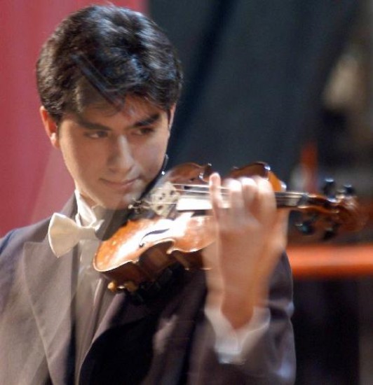 Inchausti tiene 18 aos y es uno de los violinistas argentinos ms destacados. 