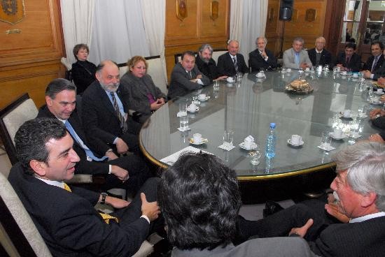 Randazzo recibió a Pichetto, Soria y otros intendentes y dirigentes provinciales. 