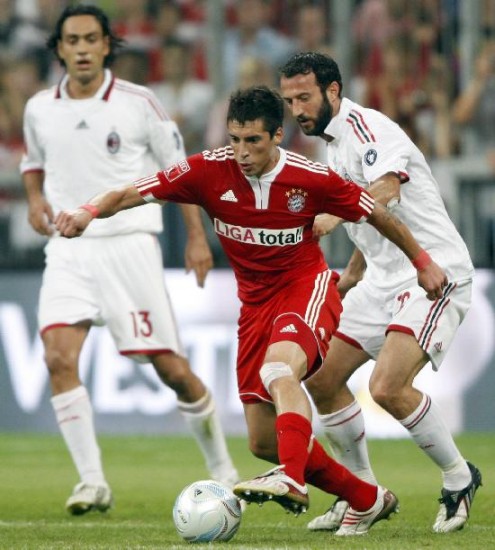 Jos Sosa fue titular en Bayern, en lugar de Frank Ribry, lesionado. 