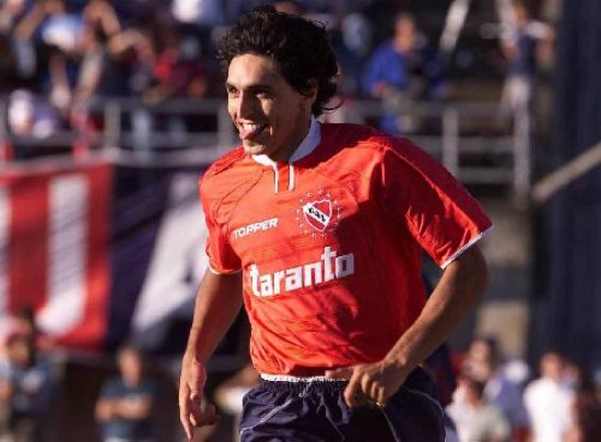 El delantero, quien fuera el mximo artillero en el ltimo ttulo de Independiente, se vena desempeando desde el 2006 en San Lorenzo. 