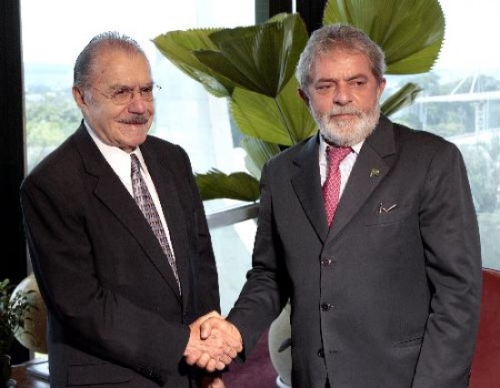 Sarney es un socio poltico importante para el presidente brasileo, que hasta ahora lo ha respaldado. 