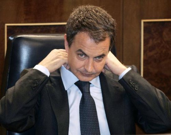 Zapatero descansa y recibe buenas noticias de la economa. 