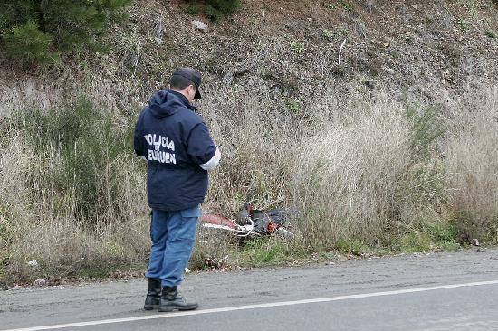 El cuerpo del joven fue hallado en un zanjn tras protagonizar un fortsimo accidente en moto en la Ruta 234. 
