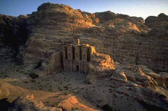 Petra, la legendaria e imponente ciudad de los nabateos en Jordania 