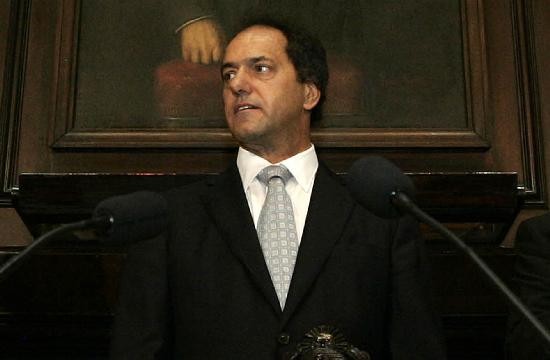 El gobernador Scioli era uno de los que estaban comprometidos en la causa. 