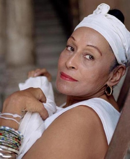 Omara Portuondo est agradecida con la oportunidad que le dio Buena Vista Social Club. 