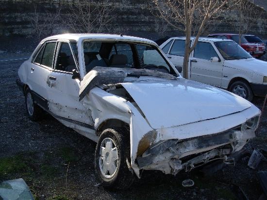 El conductor del Peugeot habra estado alcoholizado. El coche qued secuestrado. 