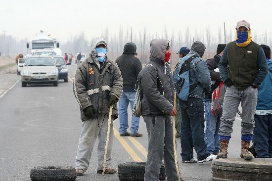 Del lado neuquino tambin hubo cortes en las rutas. 