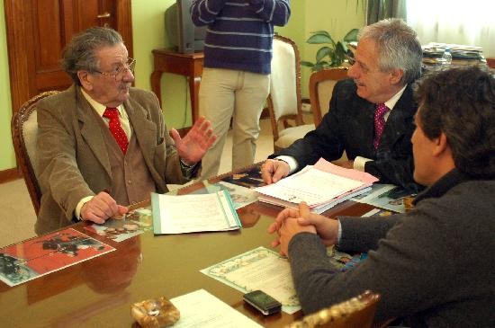 Ayer, el gobernador Saiz recibi a Norberto Rajneri. 