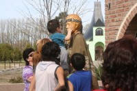Algunos visitantes ya estn en el parque ceferiniano, lo que anticipa que el domingo una multitud celebrar el nacimiento del "Lirio de la Patagonia". 