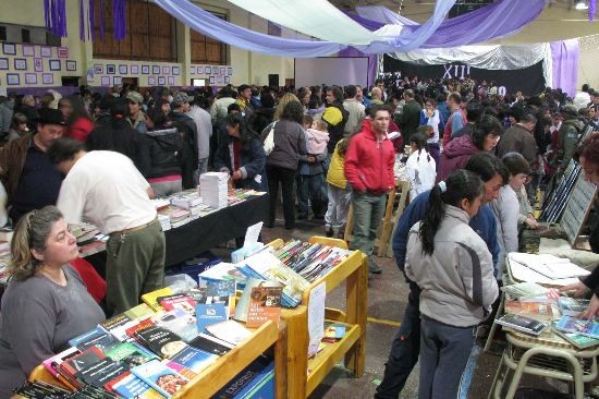La Feria del Libro, en el marco de la celebracin, fue un xito de pblico. 