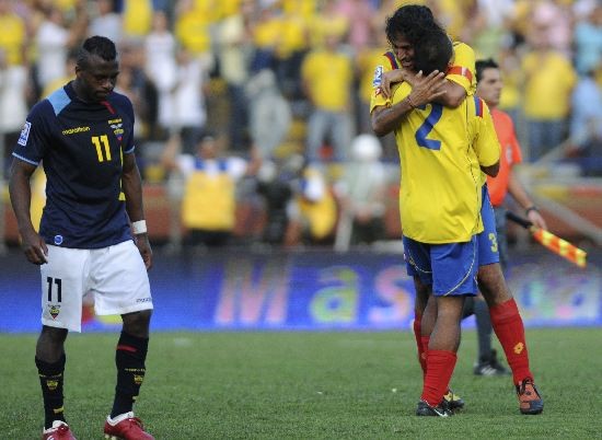 Contracara. La decepcin ecuatoriana y la alegra cafetera, que no se baja del Mundial. 