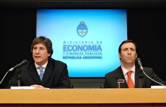 Boudou realiz una conferencia de prensa junto con el titular de Finanzas, Lorenzino. 