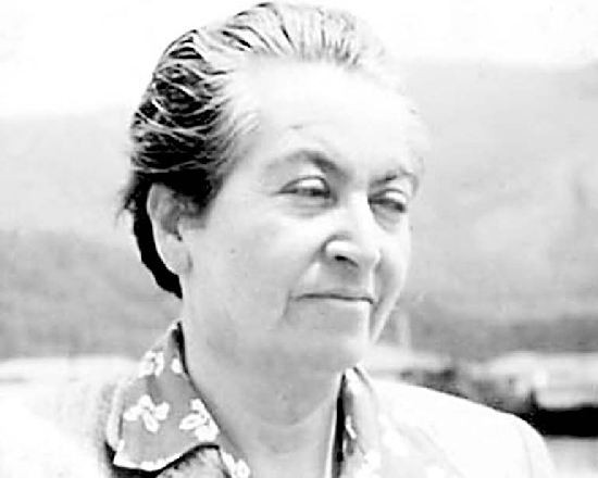 La pasin de la poetisa chilena, ganadora del Premio Nobel de Literatura, se refleja en sus cartas a Doris Dana. 