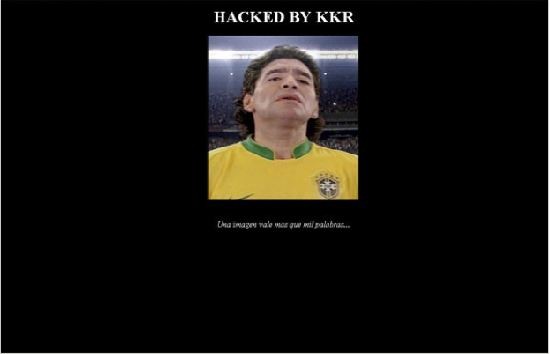 El trabajo del hacker, la foto de Diego con la camiseta de Brasil, dur media hora. 