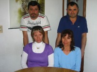 Victoria, Sonia, Alejandro y Miguel, los padres que hace un año perdieron a sus hijos 