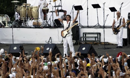 El cantante colombiano agradeci el apoyo de Obama y lo llam 