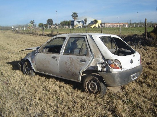 El Fiesta termin sobre el sector norte de la ruta. Fue entre Huergo y Godoy. 