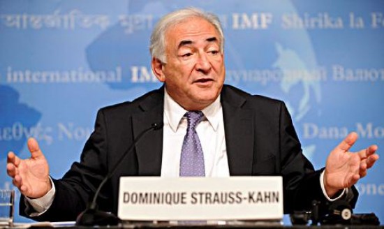 El titular del organismo internacional de crdito, Strauss Kahn, quiere que se normalice la relacin con el pas. 
