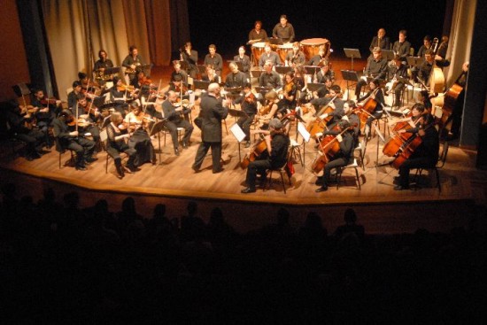 Mucho pblico se dio cita en el estreno de la Orquesta Sinfnica Patagonia. 