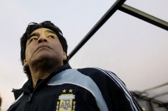 Despus de la tormenta llegar la calma y Maradona deber tomar muchas decisiones si es que no quiere sufrir en Sudfrica. 