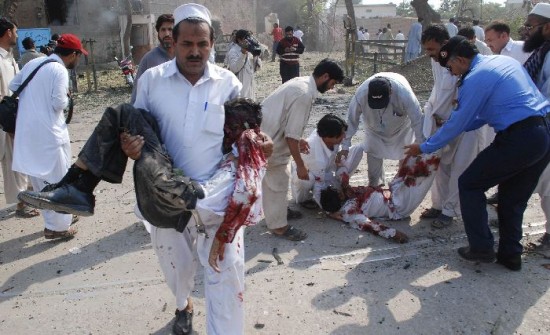 Un verdadero infierno se vivi ayer en Waziristn Sur, un santuario yihadista: decenas de heridos y muertos tras la ofensiva militar. 
