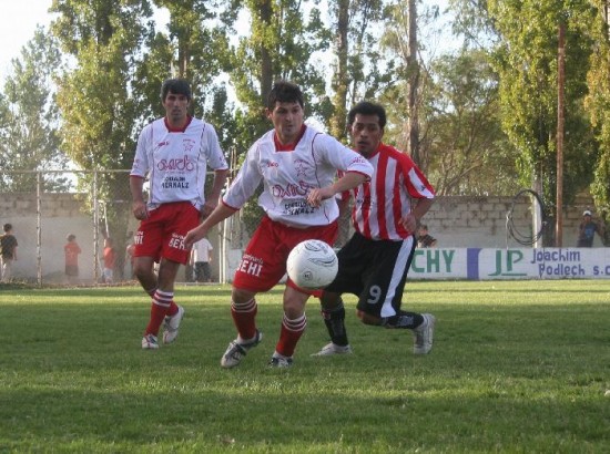 Sportsman, invicto y clasificado. 