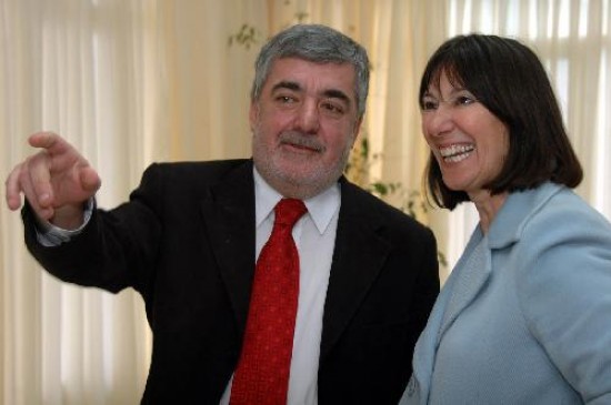 Los legisladores del Chubut crearon un bloque propio tras una orden del gobernador Das Neves. 