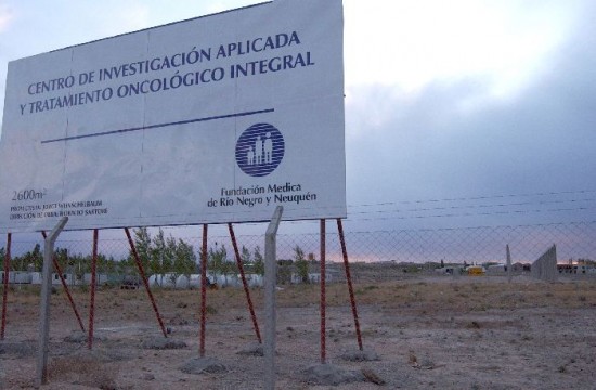 La provincia vendió a la fundación un terreno en Parque Industrial para la construcción de un Centro de Investigación Aplicada. 