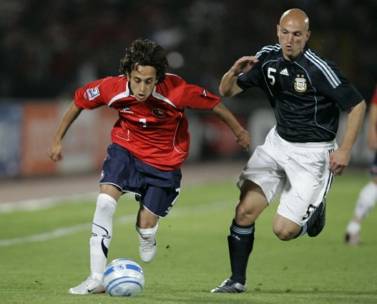La ltima vez del Cuchu: en la derrota ante Chile, en 2008. 
