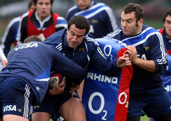 Los Pumas entrenaron duro para este test match con los ingleses. 