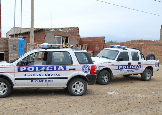 De la casa del albail secuestraron dinero, pero era parte de su sueldo. 