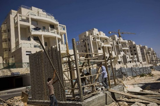 Israel sigue levantando viviendas judas en zonas rabes de Cisjordania. 