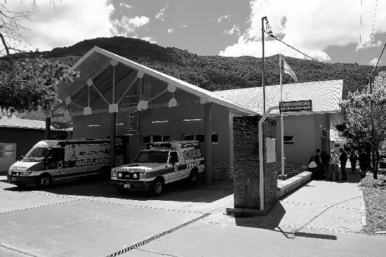 Los sobrevivientes fueron trasladados al hospital de San Martn de los Andes. 