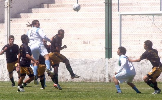 Alianza se juega todo ante Petrolero en Plaza. 