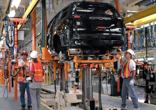 Chrysler y General Motors piensan reactivar plantas que haban cerrado. 