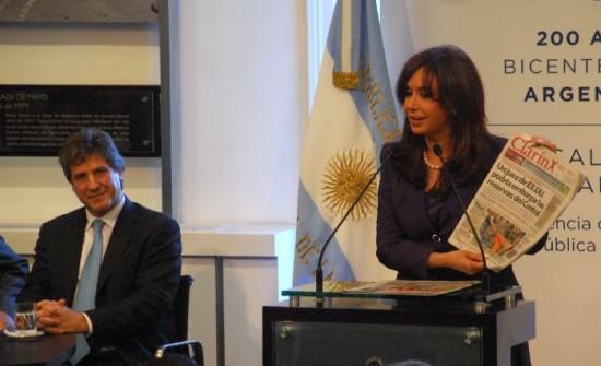 CFK apareci en el atril apenas se conoci lo de Griesa. 