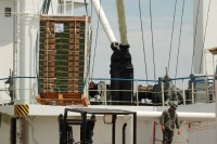 El "frica Reefer" cargar cuatro toneladas de peras, ciruelas y uvas. El buque de bandera liberiana tiene como destino las costas de Blgica. 