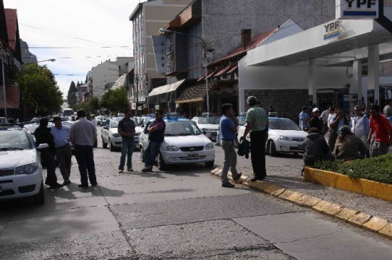 La inquietud por los hechos de violencia que se vienen dando en la ciudad cordillerana crece y vecinos exigen soluciones. 